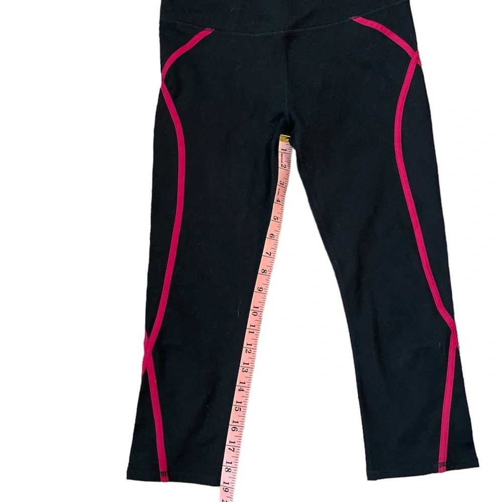 Fabletics Black Crop Leggings w/Pink Piping Details